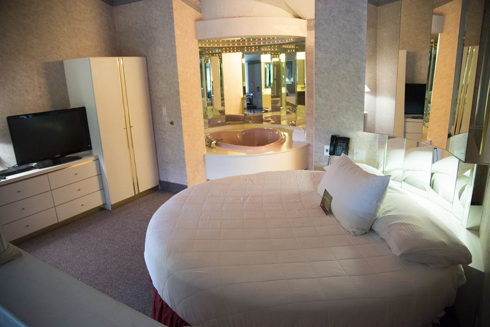 Pocono Palace Resort อีสต์สเตราด์สเบิร์ก ภายนอก รูปภาพ